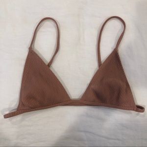 Minimale Animale Nude Ribbed Bikini Top